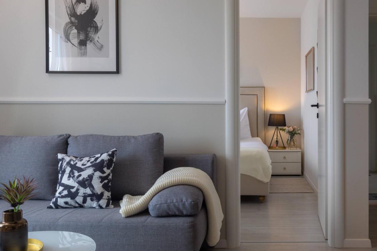 Apartments Valentina Бол Екстер'єр фото